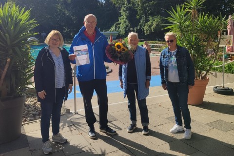 Freibad Neubeckum begrüßt seinen 42.000. Badegast