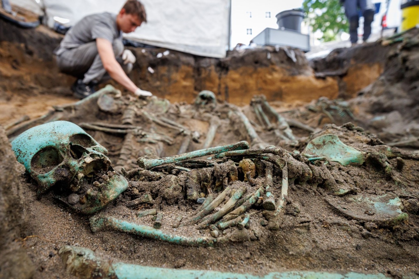 Bis zu 3000 Toten sind nach Einschätzung der Fachleute auf dem riesigen Pestfriedhof beerdigt worden.