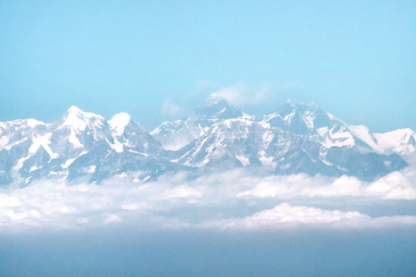 Blick auf das Himalaya-Gebirge und den Mount Everest (Archivbild).